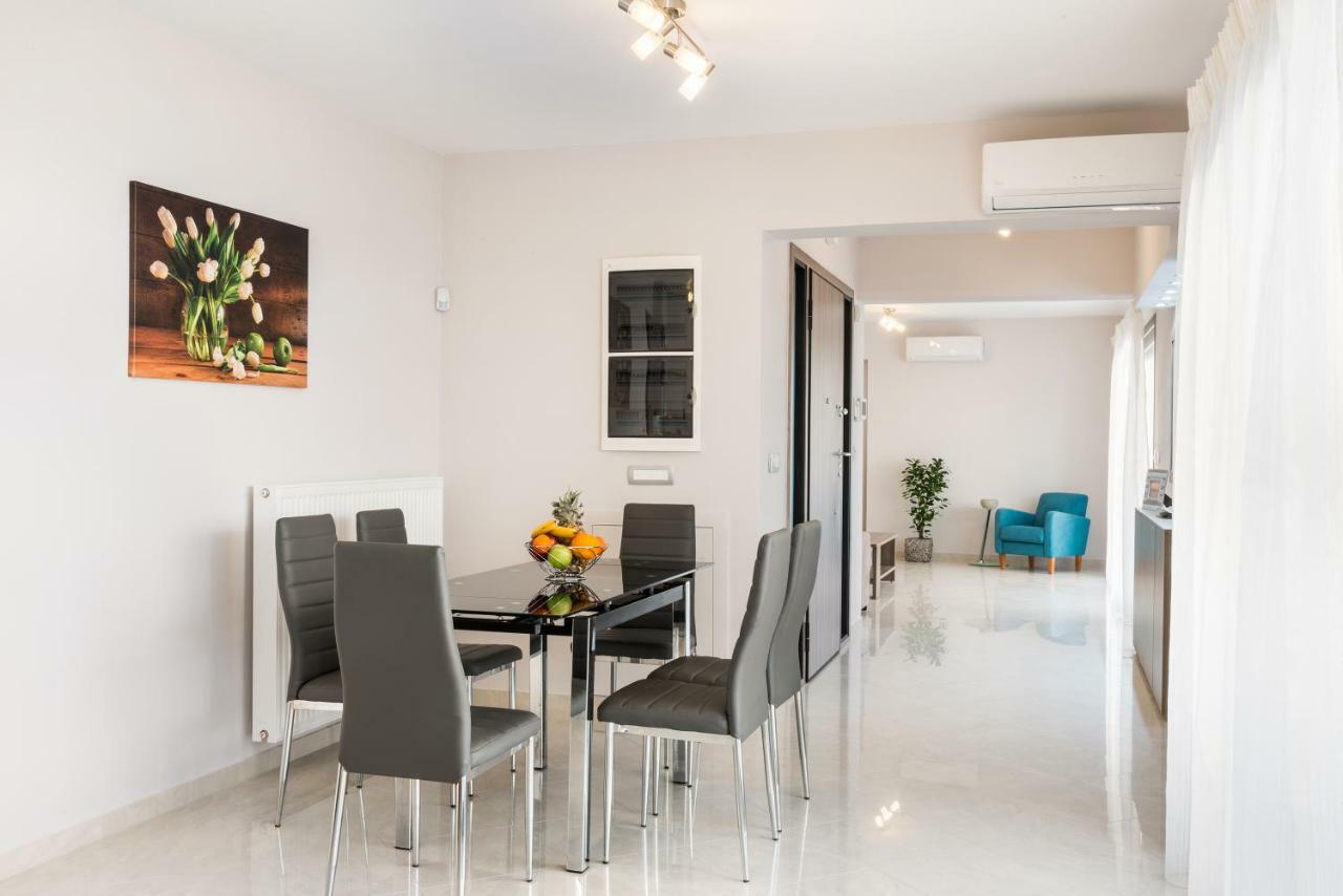 Jasmine Apartment *
